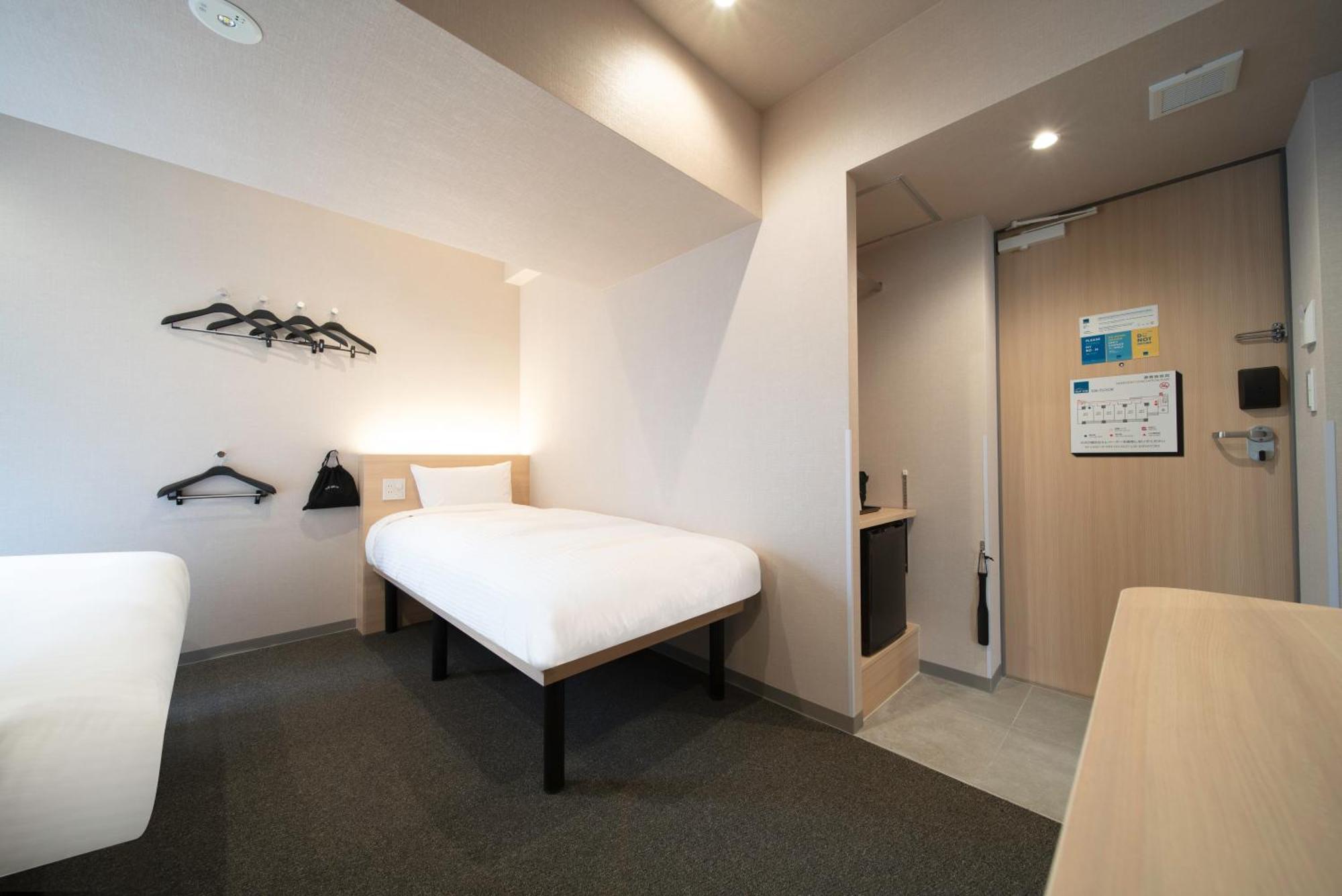 Hop Inn Tokyo Ueno Экстерьер фото